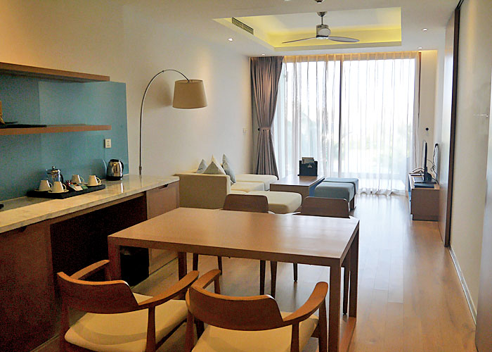 ベトナム不動産「FLC Luxury Hotel」リビング写真