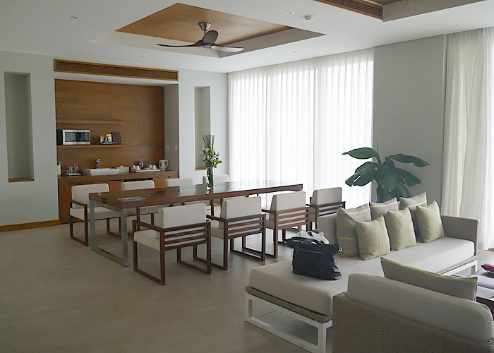 ベトナム不動産「FLC Luxury Resort」リビング写真