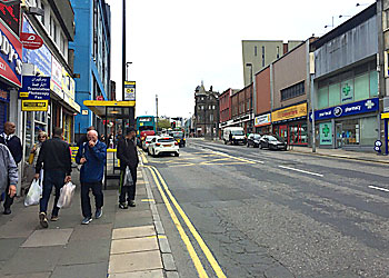 イギリス不動産「ネイテックス」・建設現場周辺の商店街 イギリス不動産「ネイテックス」・建設現場周辺の商店街