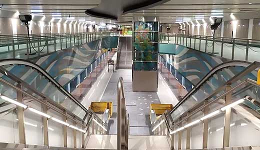 トムソン・イーストコースト線の駅構内の写真