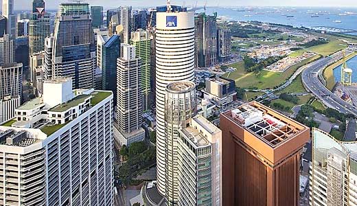 シンガポールの高級オフィスビル「AXAタワー」の写真