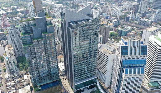 O-NES TOWERの外観写真